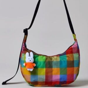 BAGGU Medium Nylon Crescent Bag -UO EXCLUSIVE MADRAS!!